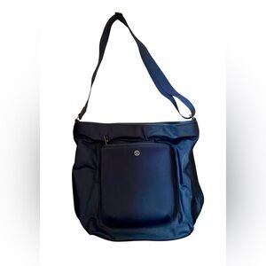 Lululemon Athletica Dark Navy Blue Shoulder Bag - Like New